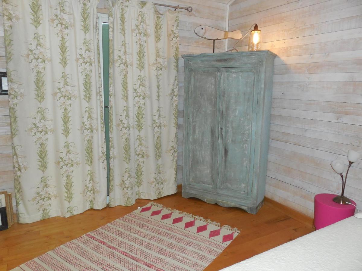 La Maison Bleue LʼIsle-sur-la-Sorgue Zewnętrze zdjęcie
