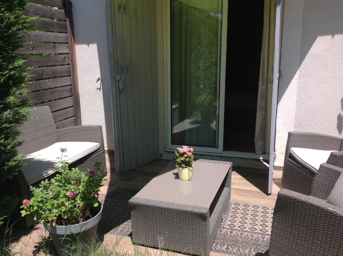 La Maison Bleue LʼIsle-sur-la-Sorgue Zewnętrze zdjęcie