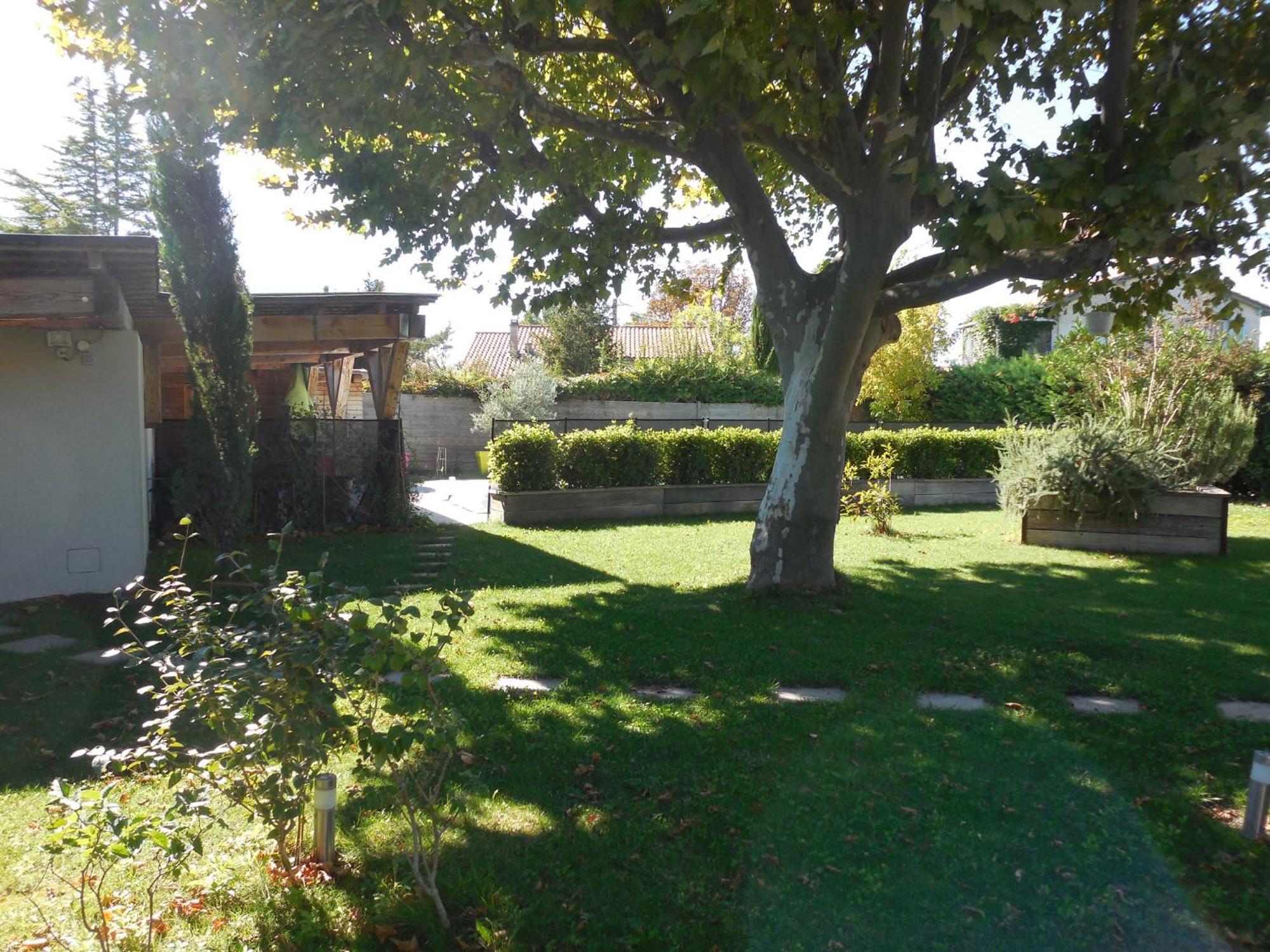 La Maison Bleue LʼIsle-sur-la-Sorgue Zewnętrze zdjęcie